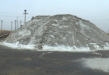 S-A INTERVENIT CU MATERIALE ANTIDERAPANTE