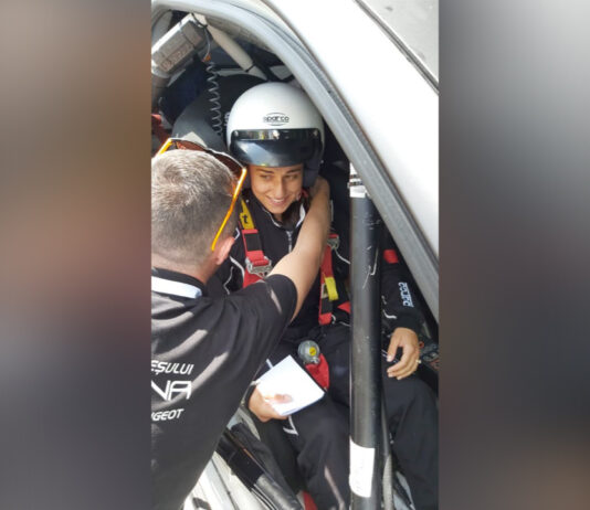 O PROVOCARE INEDITĂ! TENISUL DE MASĂ S A INTERSECTAT CU AUTOMOBILISMUL