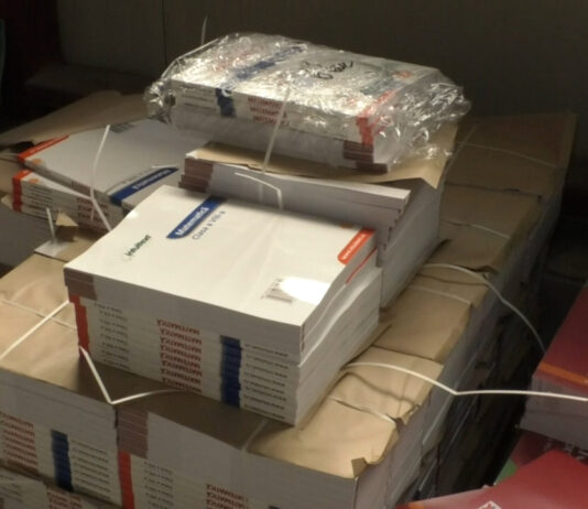 MANUALE NOI PENTRU ELEVII DE A VIII-A