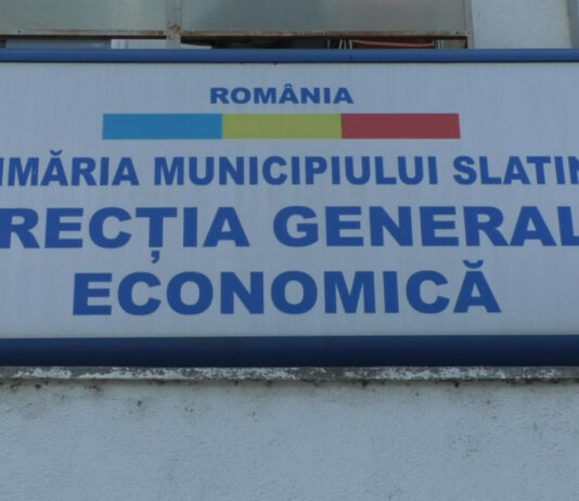 SLĂTINENII AȘTEPTAȚI SĂ DEPUNĂ DECLARAȚIA DE SALUBRITATE