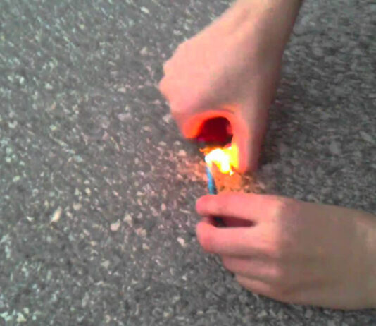 ATENŢIE LA ARTICOLELE PIROTEHNICE