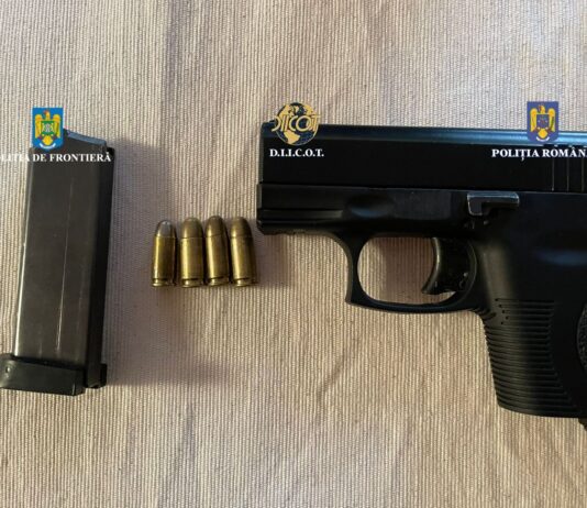 34 perchezitii pentru trafic de migranti