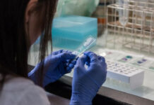 700 de caracaleni vor beneficia de analize medicale gratuite