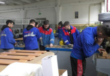 ELEVII DE LA METALURGIC ÎȘI SCHIMBĂ SINGURI ȘCOALA