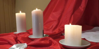 DUMINICĂ, CATOLICII VIN SĂ IA LUMINĂ SFÂNTĂ