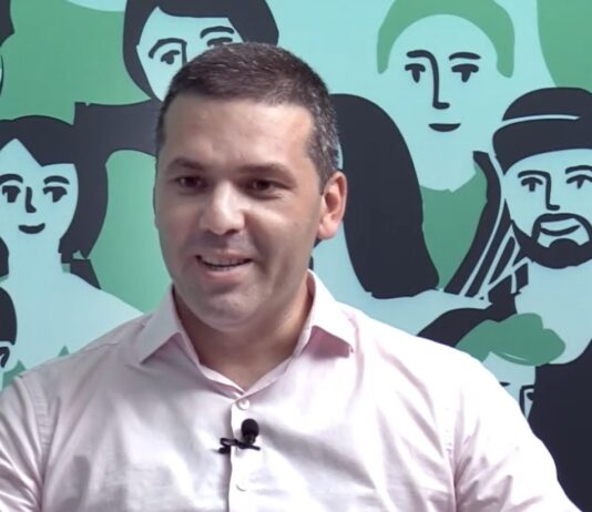 Reținerea procurorului Sorin Lia, fost șef al Parchetului Judecătoriei Corabia, si a altor persoane