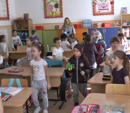 Părinții pot depune dosarul pentru înscrierea la clasa pregătitoare de azi, 31 martie