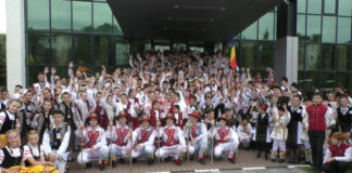 CĂLUȘARII AU LUPTAT CU NORII