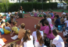 LA ȘCOALĂ ÎN VACANȚĂ