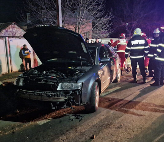 LA SPITAL, DUPĂ CE A INTRAT CU MAŞINA ÎNTR-UN CAP DE POD