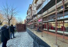 Începe anveloparea a 35 de blocuri din Caracal