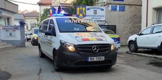 BĂRBAŢI DIN SLATINA, REŢINUŢI PENTRU FURT DIN MAGAZINE