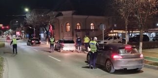 AMENZI ÎN VALOARE DE 130 000 LEI, APLICATE DE POLIŢIŞTI ÎN WEEKEND