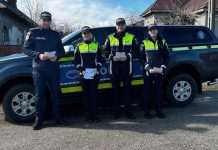 CETĂŢENII DIN PRISEACA, DE VORBĂ CU POLIŢIŞTII