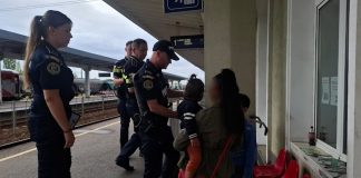 „SELFIE-UL PE TREN NU IA LIKE-URI, LA VIEȚI”