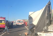 ACCIDENT PE DEX 12. DOUĂ PERSOANE AU AJUNS LA SPITAL