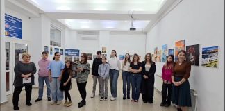 „NELINIȘTEA CULORILOR” – EXPOZIȚIE ANUALĂ LA BIBLIOTECA JUDEȚEANĂ