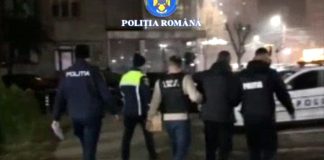 REȚINUT PENTRU VIOLENȚĂ ÎN FAMILIE ȘI DISTRUGERE
