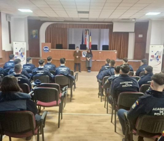 STUDENȚI AI ACADEMIEI DE POLIȚIE „ALEXANDRU IOAN CUZA” ÎN STAGIU DE PRACTICĂ LA IPJ OLT