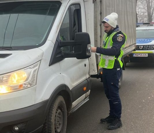 400 SANCȚIUNI APLICATE DE POLIȚIȘTI ÎN WEEKEND