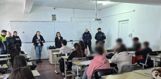 REȚINUTE PENTRU ÎNȘELĂCIUNE, FALS INTELECTUAL ȘI UZ DE FALS