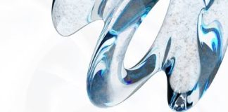 Play Your Cards Right – construim comunități mai puternice în fața gamblingului