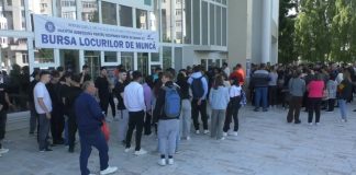 PESTE 160 PERSOANE SELECTATE DE ANGAJATORI PENTRU O PROBĂ DE LUCRU