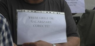 PROTEST PENTRU SALARII ECHITABILE LA CASA DE PENSII OLT