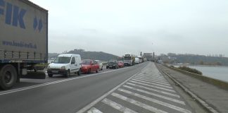 ACCIDENT LA IEȘIREA DIN SLATINA: O PERSOANĂ A AJUNS LA SPITAL