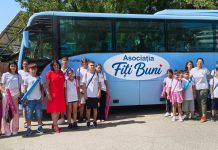 O tabără la mare pentru copiii care nu au fost niciodată în vacanță. Asociația „Fiți Buni” cere sprijinul comunității