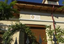 PESTE 1 700 DE COPII SPRIJINIȚI SĂ RĂMÂNĂ LA ȘCOALĂ
