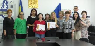 DOUĂ ELEVE PREMIATE DE ISJ OLT, PENTRU NOTA 10 LA BAC
