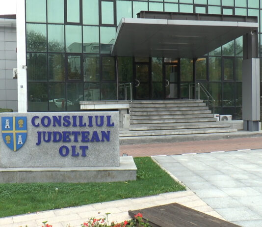 CJ Olt a dat bani pentru Spitalele din Caracal și Slatina