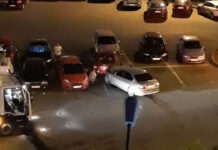 CINCI MAȘINI DISTRUSE DINTR-O LOVITURĂ