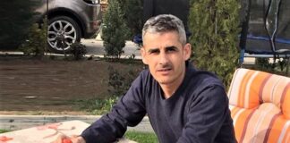 Un caricaturist din Olt a incondeiat ouale de Paște cu chipurile unor fotbaliști