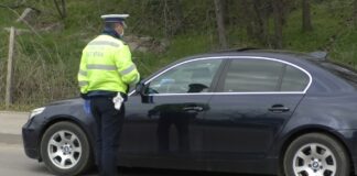 2 femei, amendate cu 4000 de lei pentru ca au incalcat masura izolarii la domiciliu.