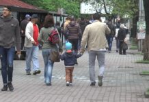 Părinții au o nouă problemă după 15 mai: cu cine lasă copiii