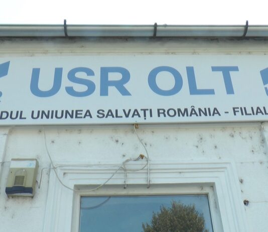 USR Olt cere să fie cumpărate tablete cu bani din Fondul de rezervă al județului