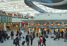 Noi masuri in aeroport din 15 mai