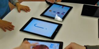 Peste 6000 de elevi, din Olt vor primi tablete de la Minister