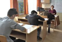 ȘCOLILE SE PREGĂTESC PENTRU ÎNTOARECEREA ELEVILOR ÎN BĂNCI