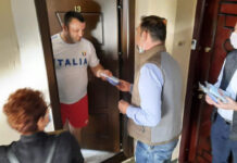 PRIMĂRIA CONTINUĂ SĂ ÎI PROTEJEZE PE SLĂTINENI