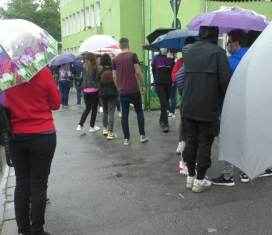 PESTE 3000 DE ELEVI ÎNSCRIȘI LA EVALUARE