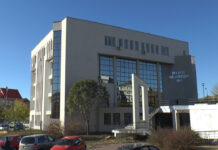 15 DASCĂLI LUPTĂ PENTRU DREPTURILE LOR