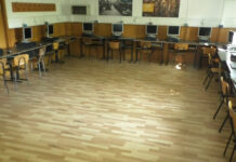 AU DEVENIT LICEENI LA A DOUA STRIGARE