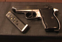 Pistoale cu glonț și cartușe, ridicate de politisti si procurori
