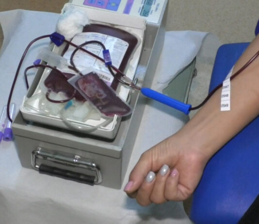 POLIŢIŞTII VINDECAŢI DE COVID 19, AU DONAT PLASMĂ