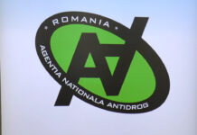 ANA, ALĂTURI DE ELEVI ÎN ANUL ŞCOLAR 2020-2021