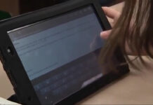 TABLETELE PENTRU ELEVI VIN DE LA PRIMĂRIE