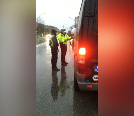 230 DE KILOGRAME DE ARTICOLE PIROTEHNICE RIDICATE DE POLIŢIŞTII OLTENI